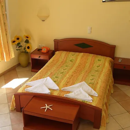 Pyrgos 3* Άγιος Προκόπιος