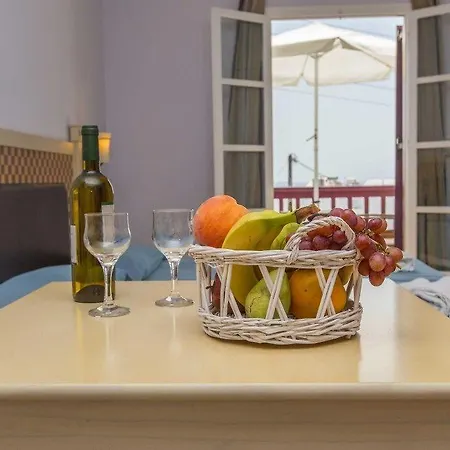 Ξενοδοχείο με διαμερίσματα Pyrgos Άγιος Προκόπιος